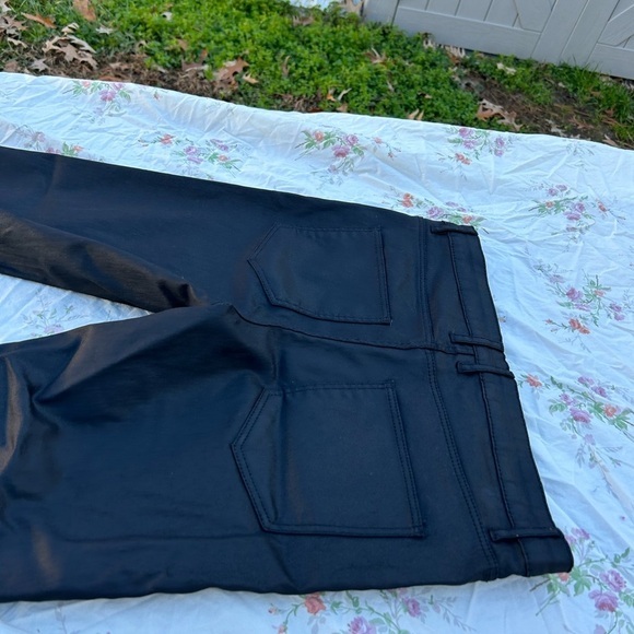 Esmara by Heidi Klum black pants‎ size 8 casual stretch - Picture 9 of 9